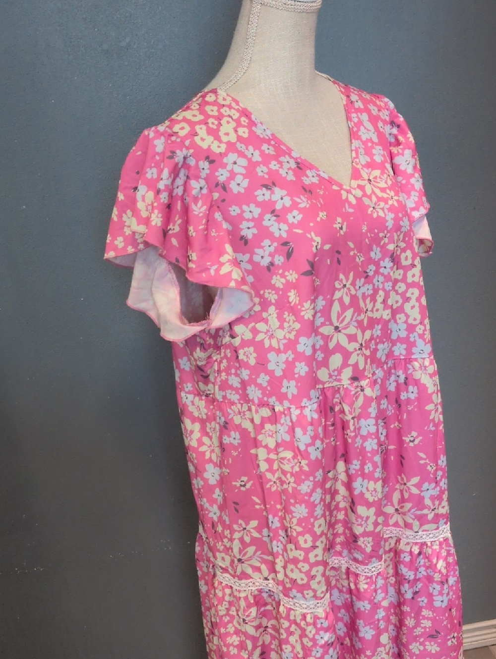 Amazon Essentials Pink Yellow Floral Vneck Mumu Long Line Maxi Dress Feminine - Picture 9 of 12